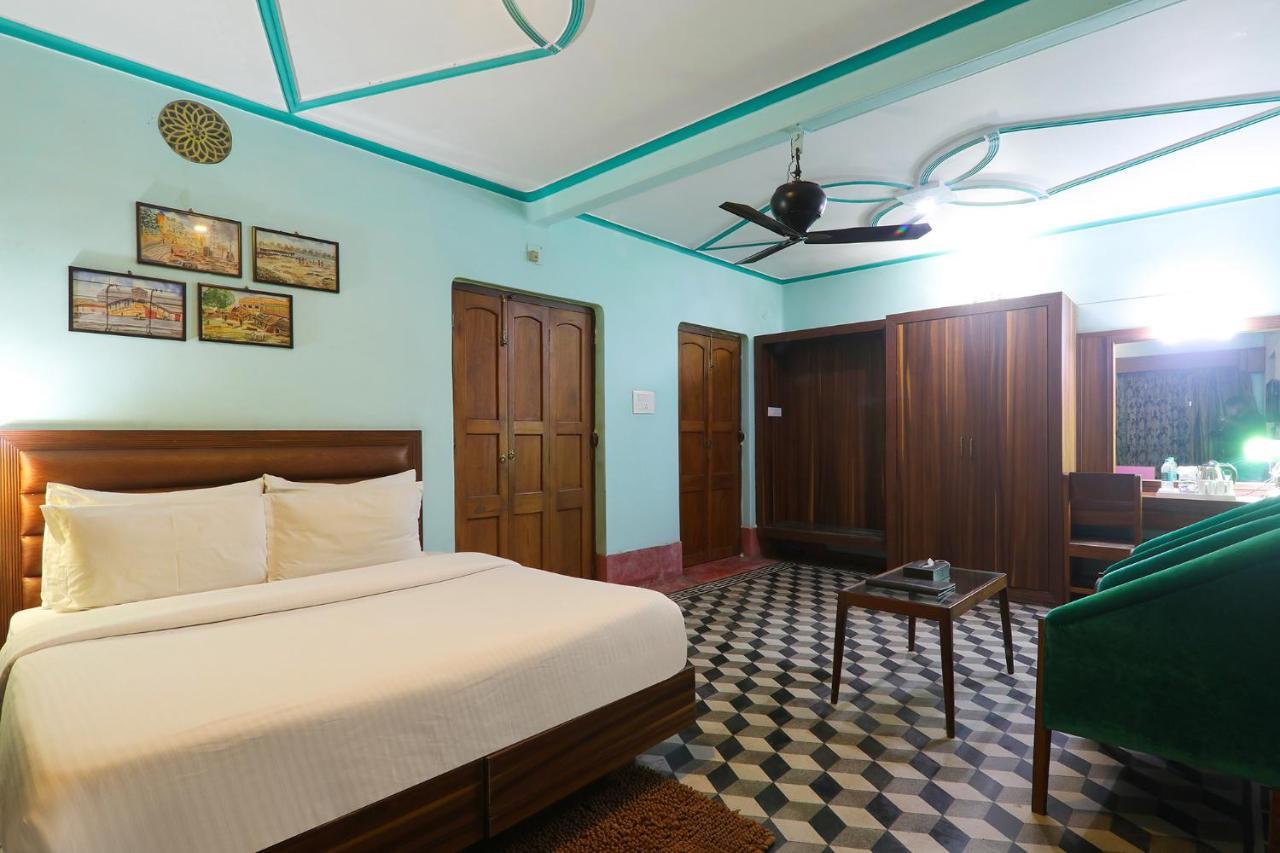 Fabhotel East View Варанаси Экстерьер фото